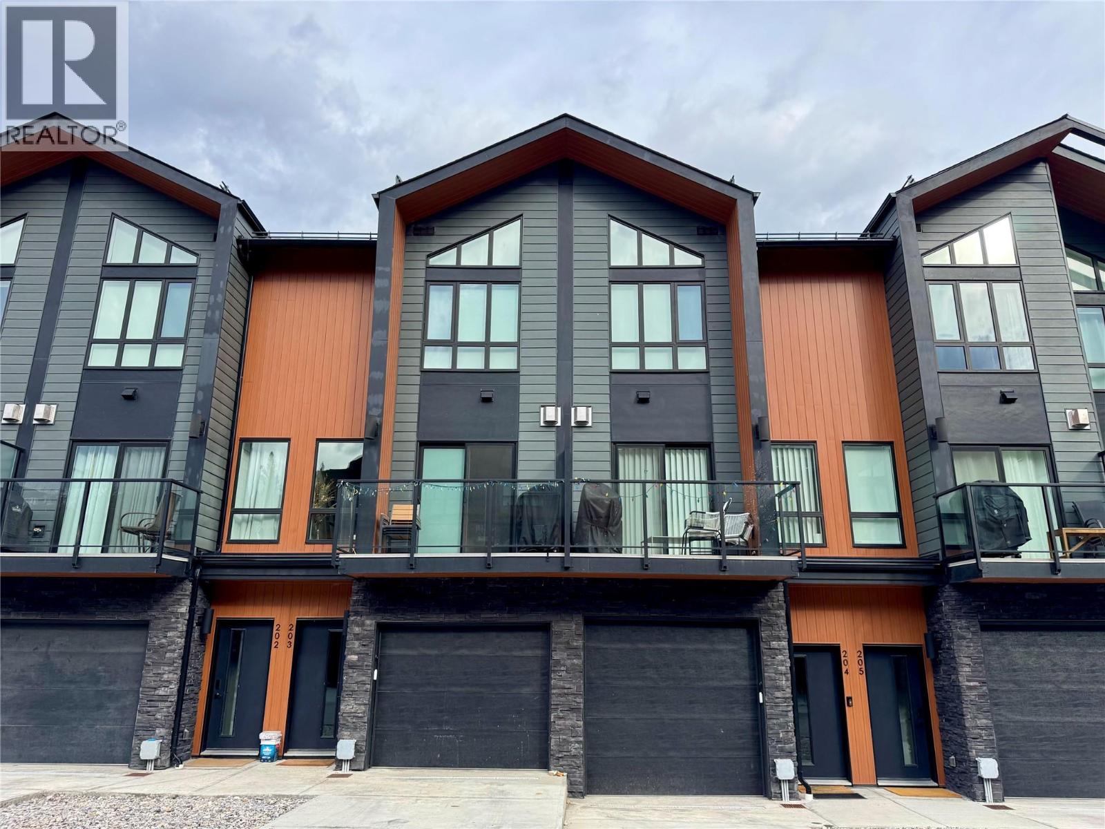 2116 Panorama Drive Unit# 203, Panorama, British Columbia
