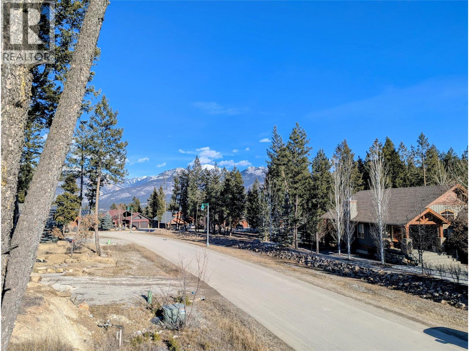 2476 Castlestone Drive, Invermere, British Columbia  V0A 1K6 - Photo 4 - 10403844