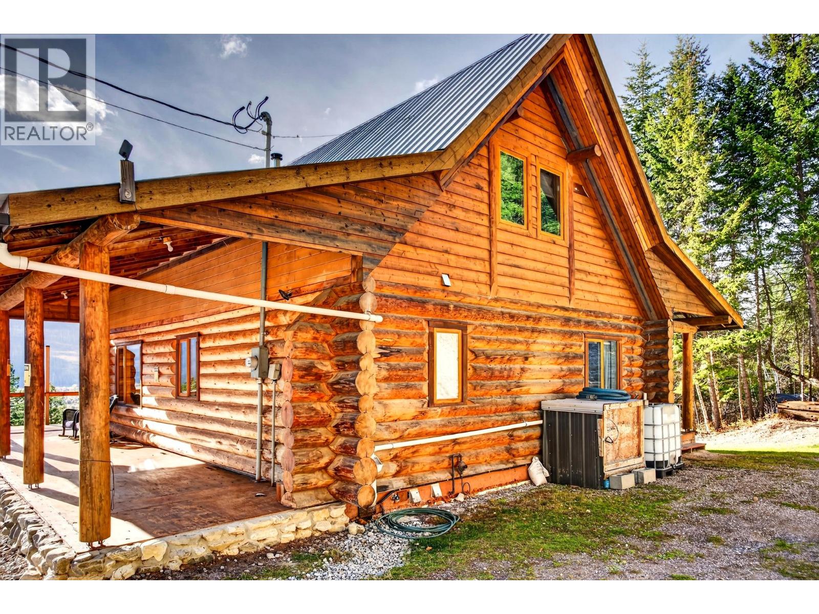 2405 95 Highway, Golden, British Columbia  V0A 1H0 - Photo 15 - 10403910