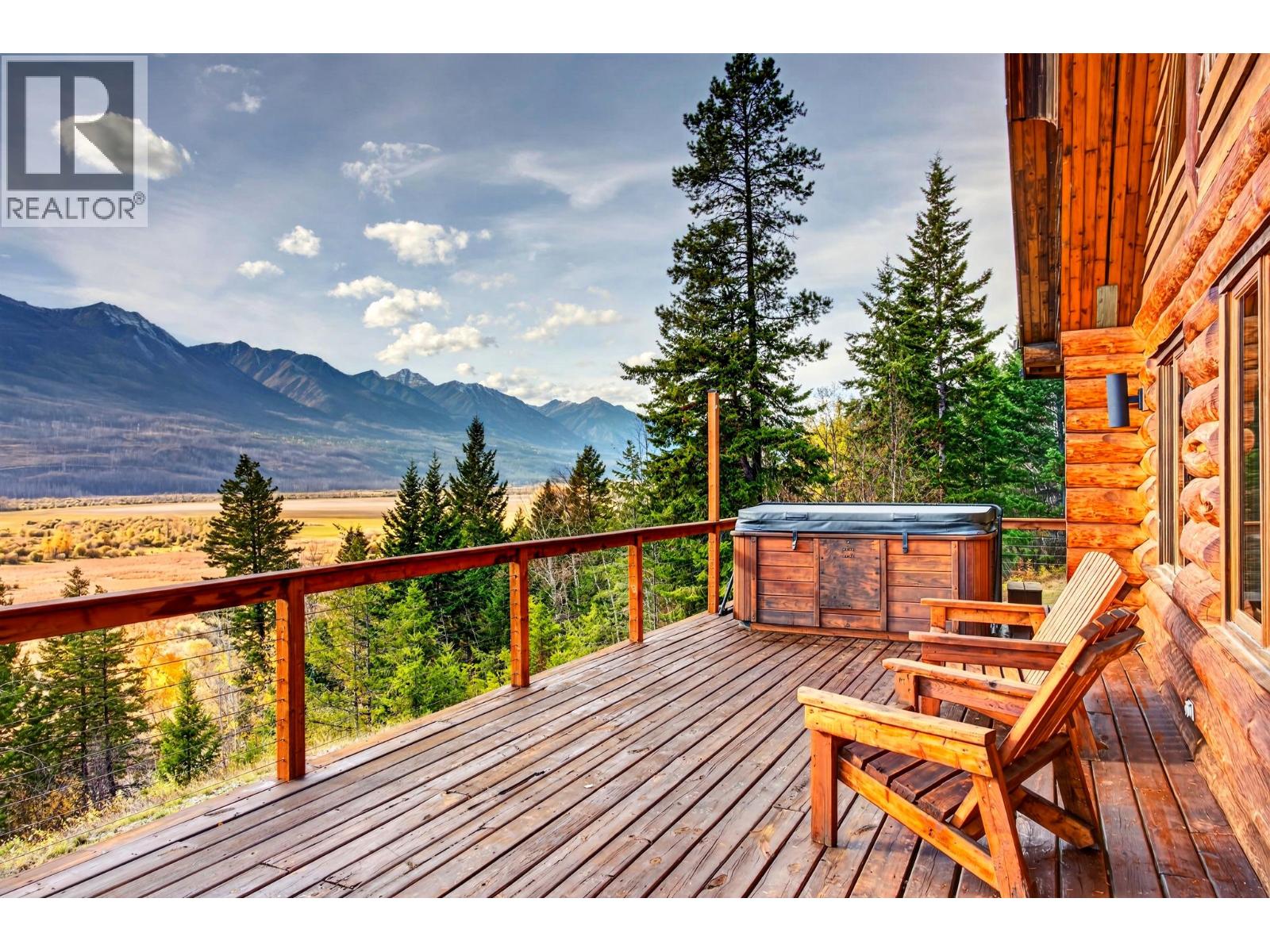 2405 95 Highway, Golden, British Columbia  V0A 1H0 - Photo 4 - 10403910