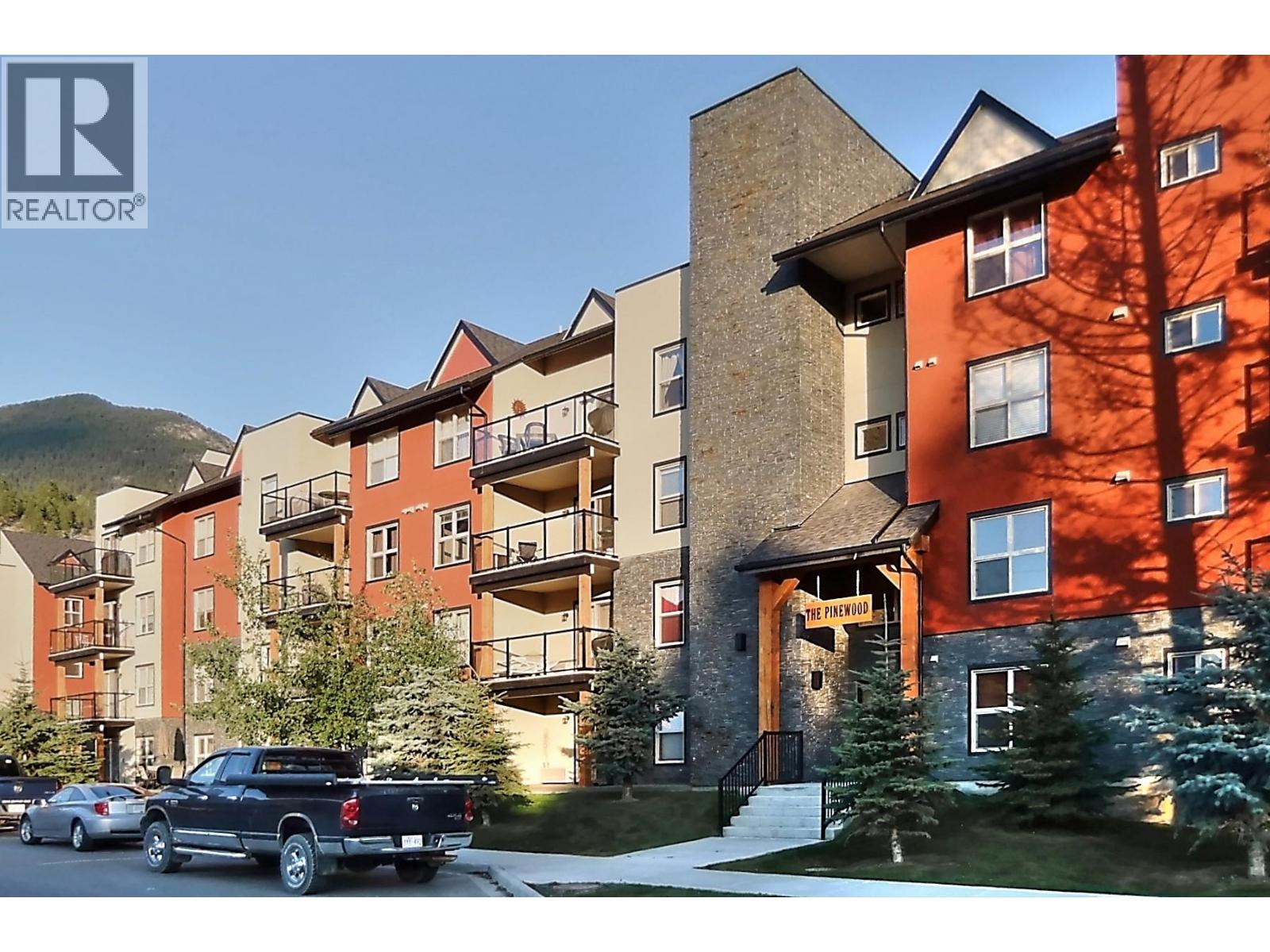4874 STANLEY Street Unit# 2302, Radium Hot Springs, British Columbia