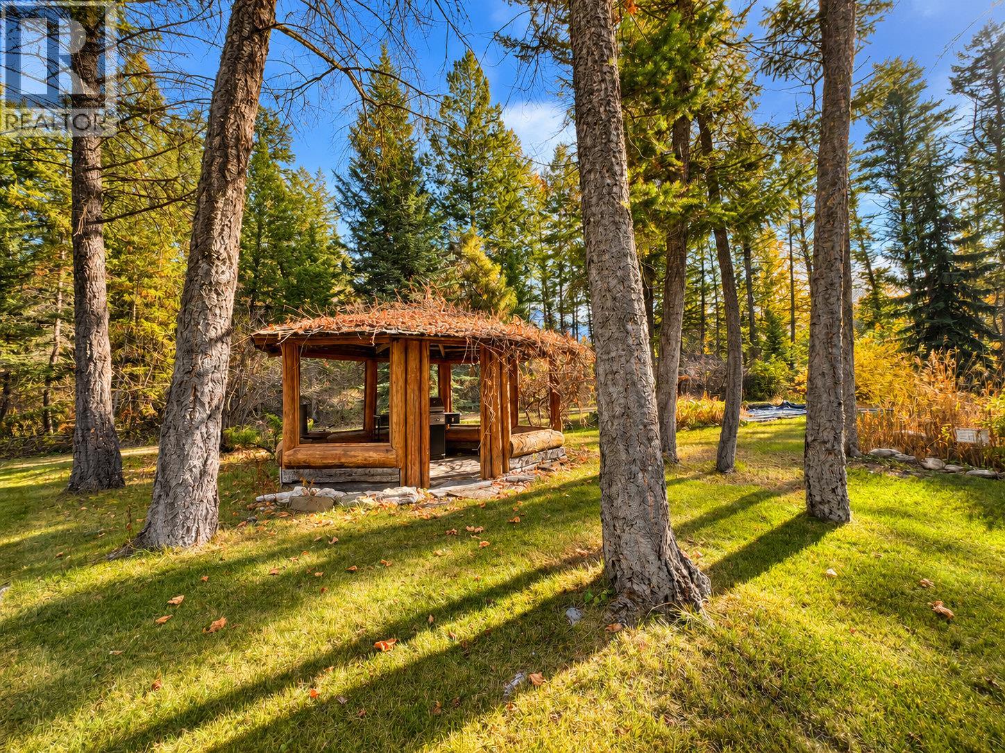4892 Ogilvey Avenue, Fairmont Hot Springs, British Columbia  V0A 1L1 - Photo 17 - 10404135