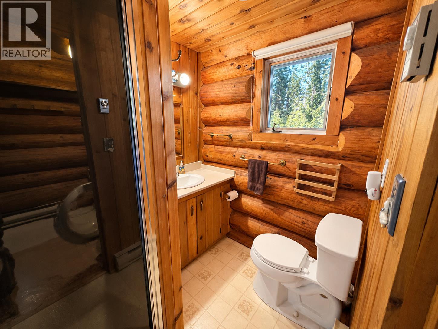 4892 Ogilvey Avenue, Fairmont Hot Springs, British Columbia  V0A 1L1 - Photo 22 - 10404135