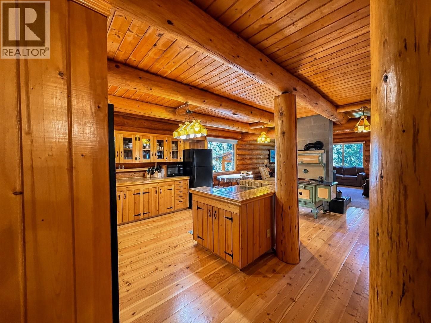 4892 Ogilvey Avenue, Fairmont Hot Springs, British Columbia  V0A 1L1 - Photo 25 - 10404135