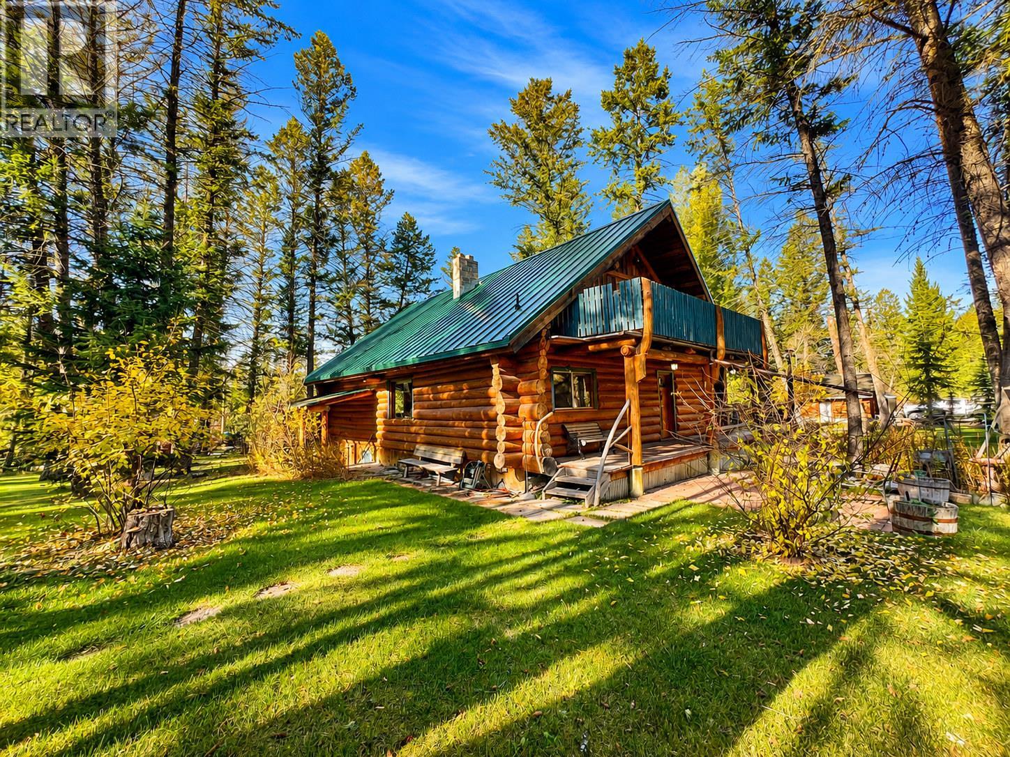 4892 Ogilvey Avenue, Fairmont Hot Springs, British Columbia  V0A 1L1 - Photo 4 - 10404135