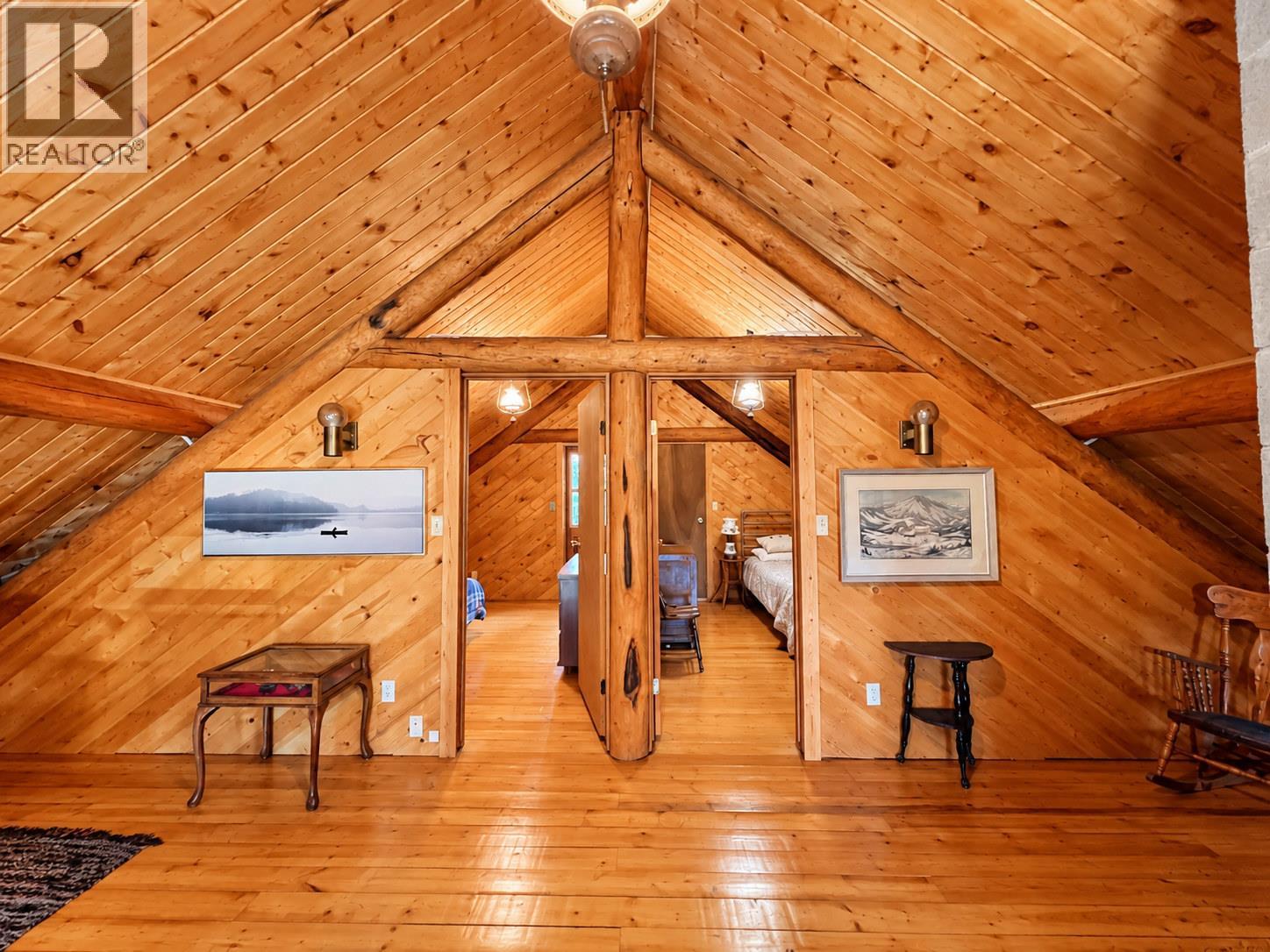 4892 Ogilvey Avenue, Fairmont Hot Springs, British Columbia  V0A 1L1 - Photo 43 - 10404135