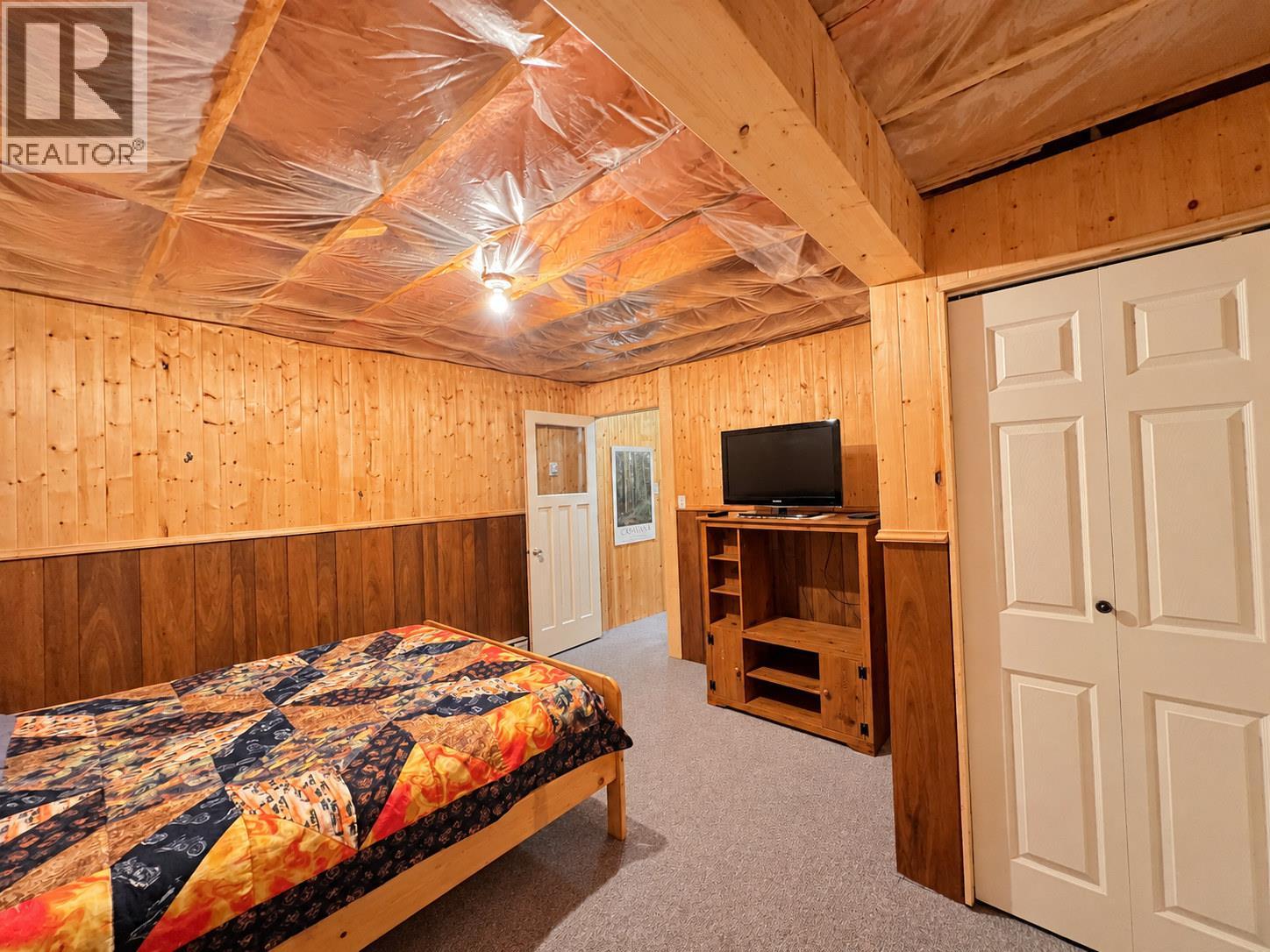 4892 Ogilvey Avenue, Fairmont Hot Springs, British Columbia  V0A 1L1 - Photo 47 - 10404135