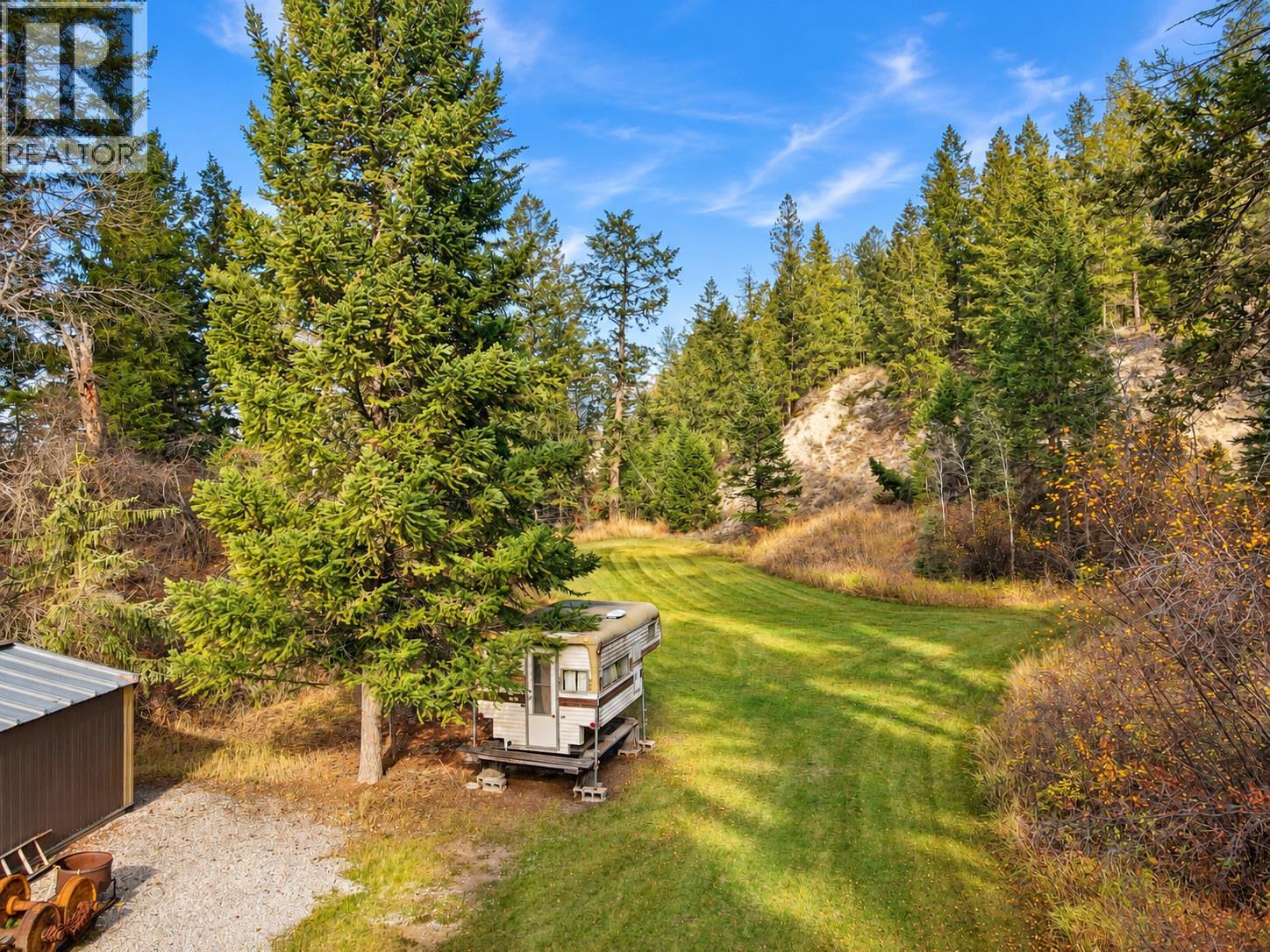 4892 Ogilvey Avenue, Fairmont Hot Springs, British Columbia  V0A 1L1 - Photo 59 - 10404135
