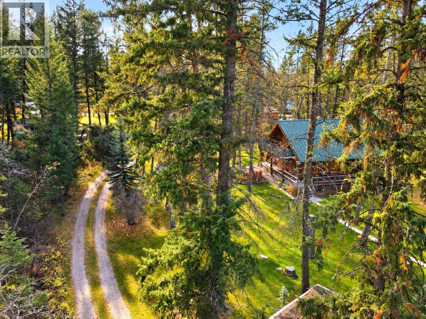 4892 Ogilvey Avenue, Fairmont Hot Springs, British Columbia  V0A 1L1 - Photo 6 - 10404135