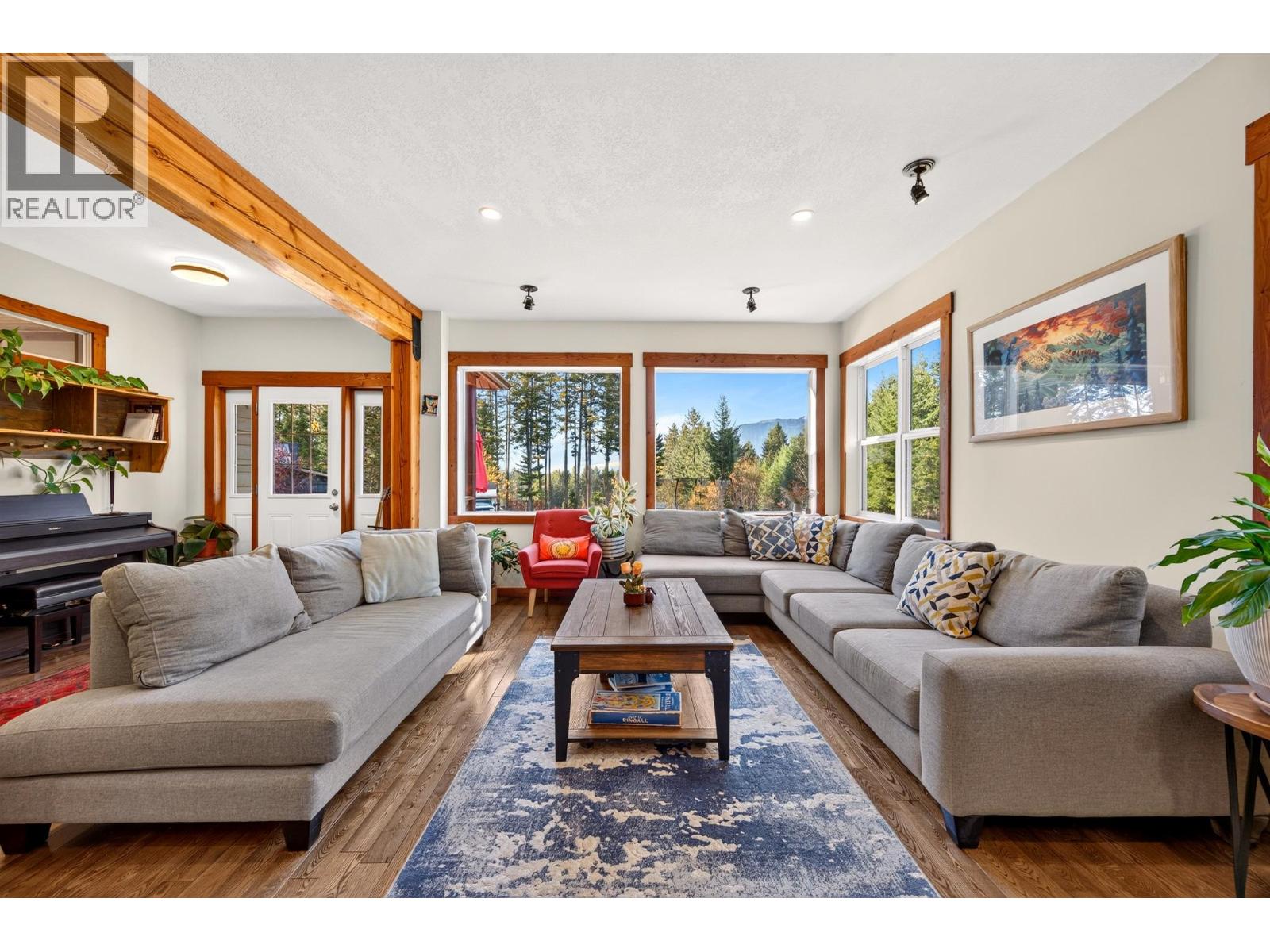 865 Barber Road, Golden, British Columbia  V0A 1H1 - Photo 15 - 10404180