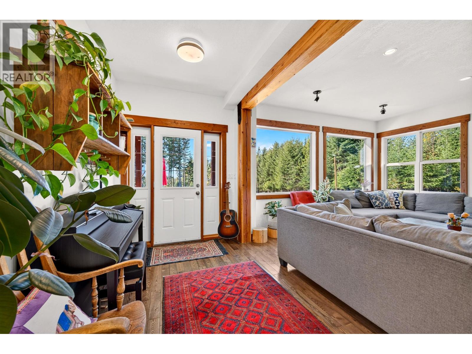 865 Barber Road, Golden, British Columbia  V0A 1H1 - Photo 21 - 10404180