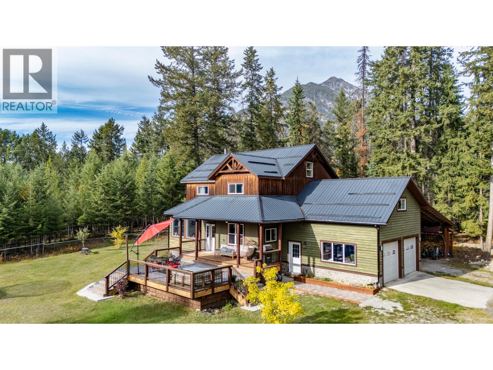 865 Barber Road, Golden, British Columbia  V0A 1H1 - Photo 5 - 10404180