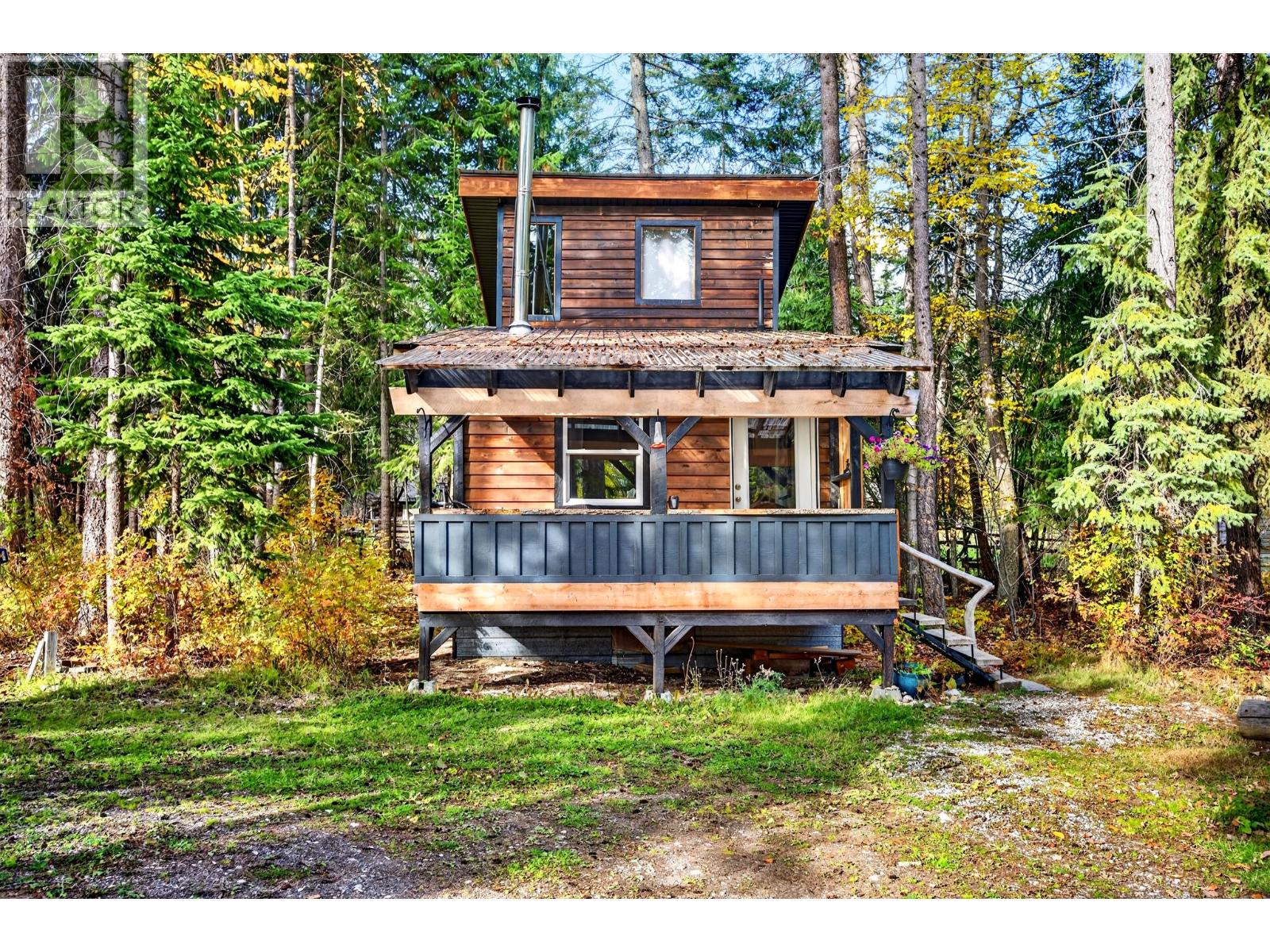 865 Barber Road, Golden, British Columbia  V0A 1H1 - Photo 9 - 10404180