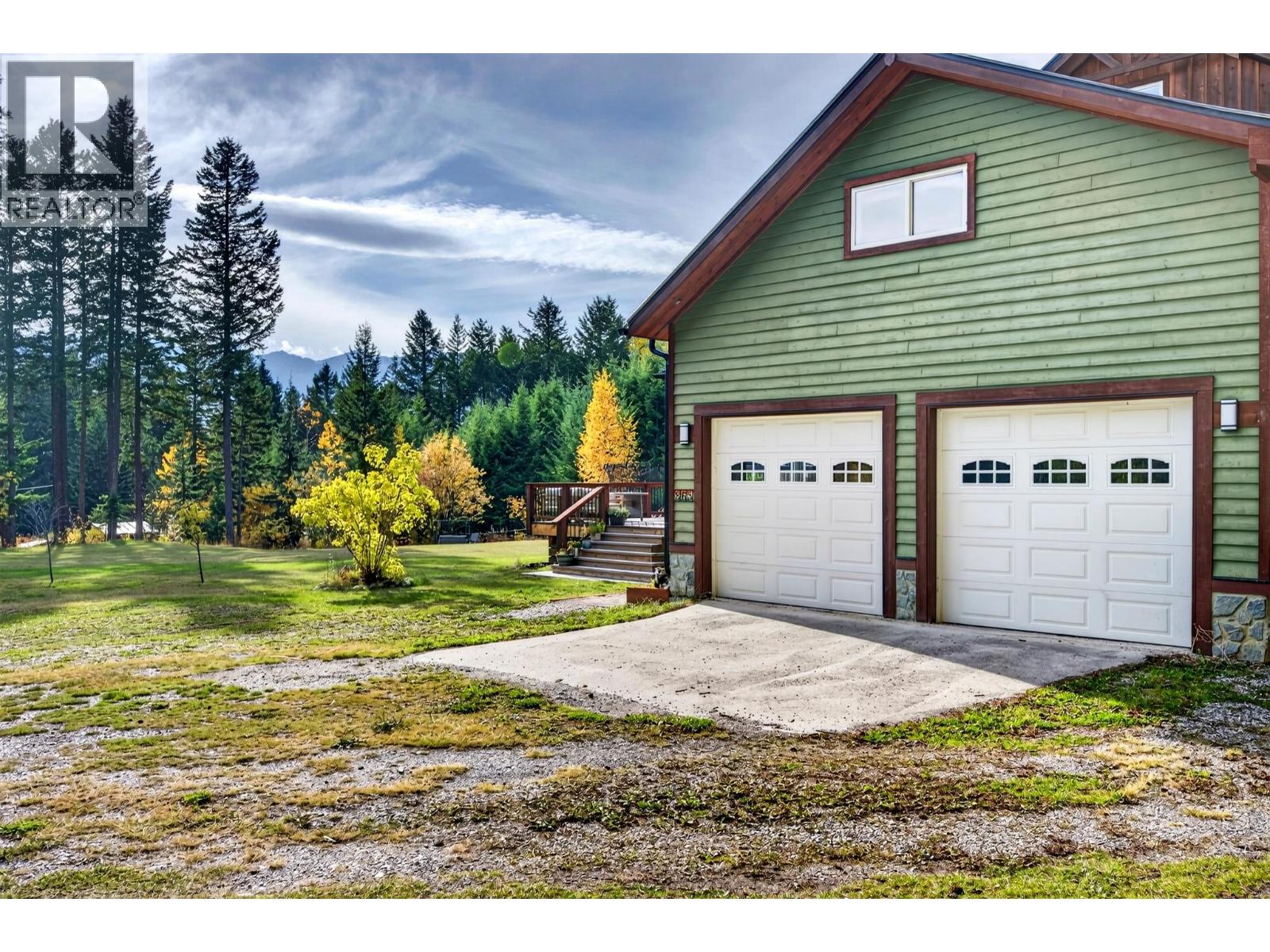865 Barber Road, Golden, British Columbia  V0A 1H1 - Photo 90 - 10404180