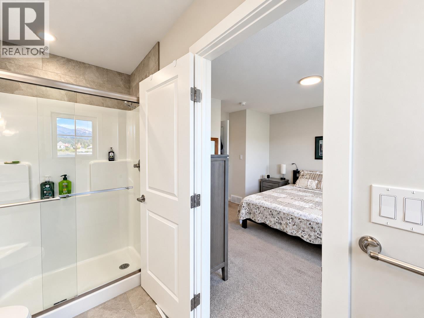 810 6th Avenue Unit# 2, Invermere, British Columbia  V0A 1K0 - Photo 28 - 10404140