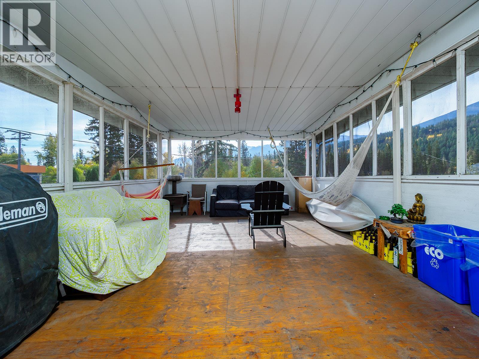 526 12th Street, Golden, British Columbia  V0A 1H0 - Photo 15 - 10403445