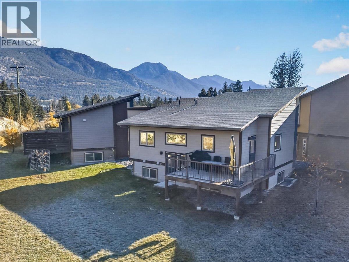 4926 Timber Ridge Road Unit# 13, Windermere, British Columbia  V0A 1K3 - Photo 35 - 10403875