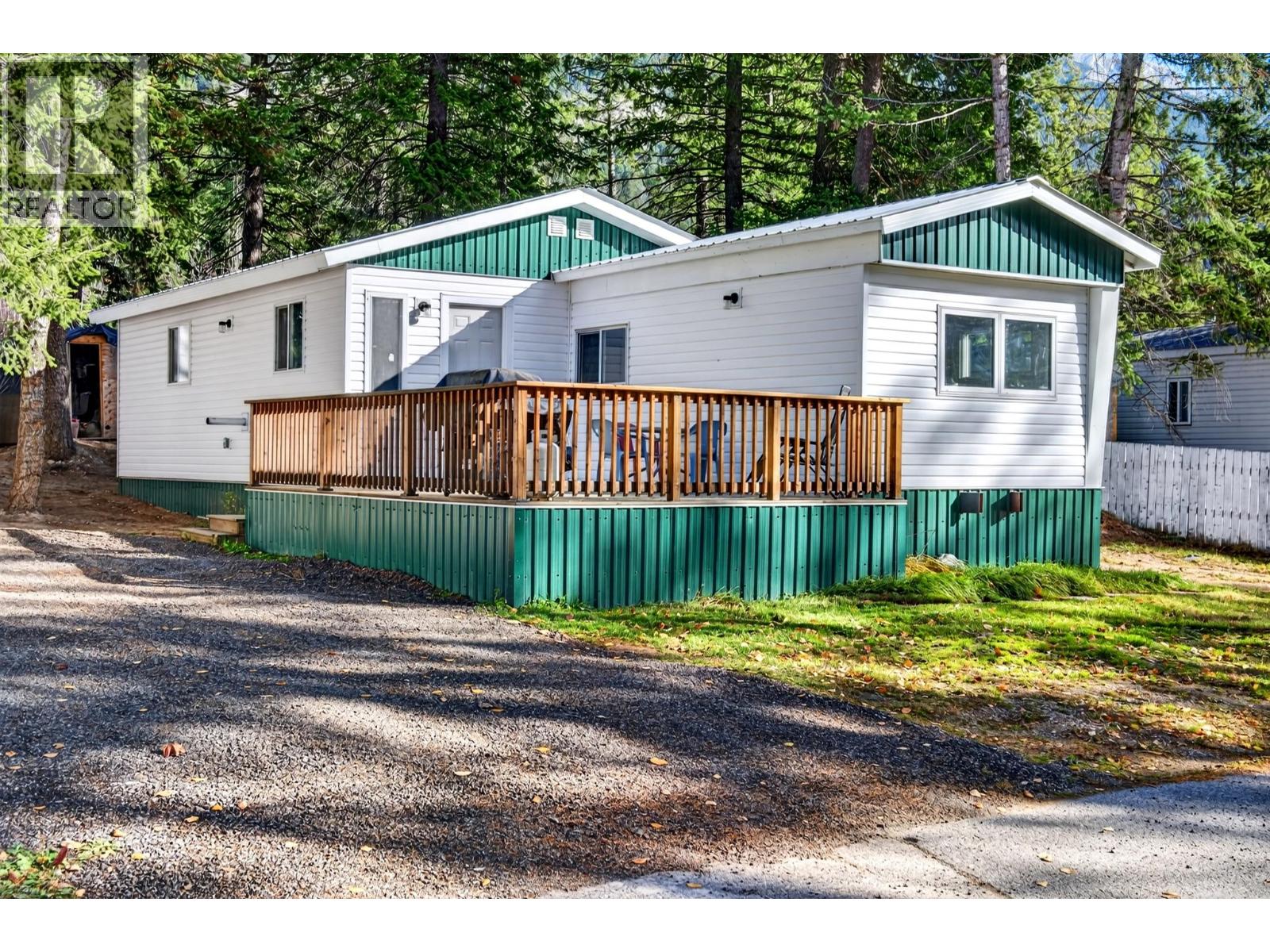 470 Reflection Lake Road Unit# 17, Golden, British Columbia