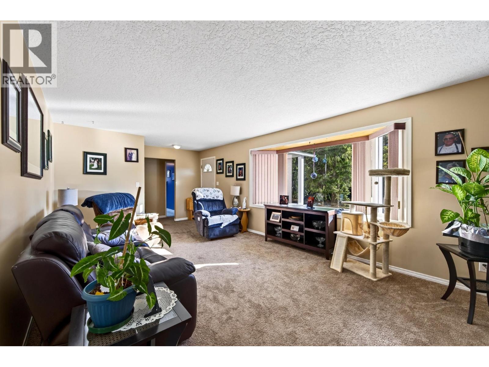 532 Hietala Road, Golden, British Columbia  V0A 1H3 - Photo 5 - 10404589
