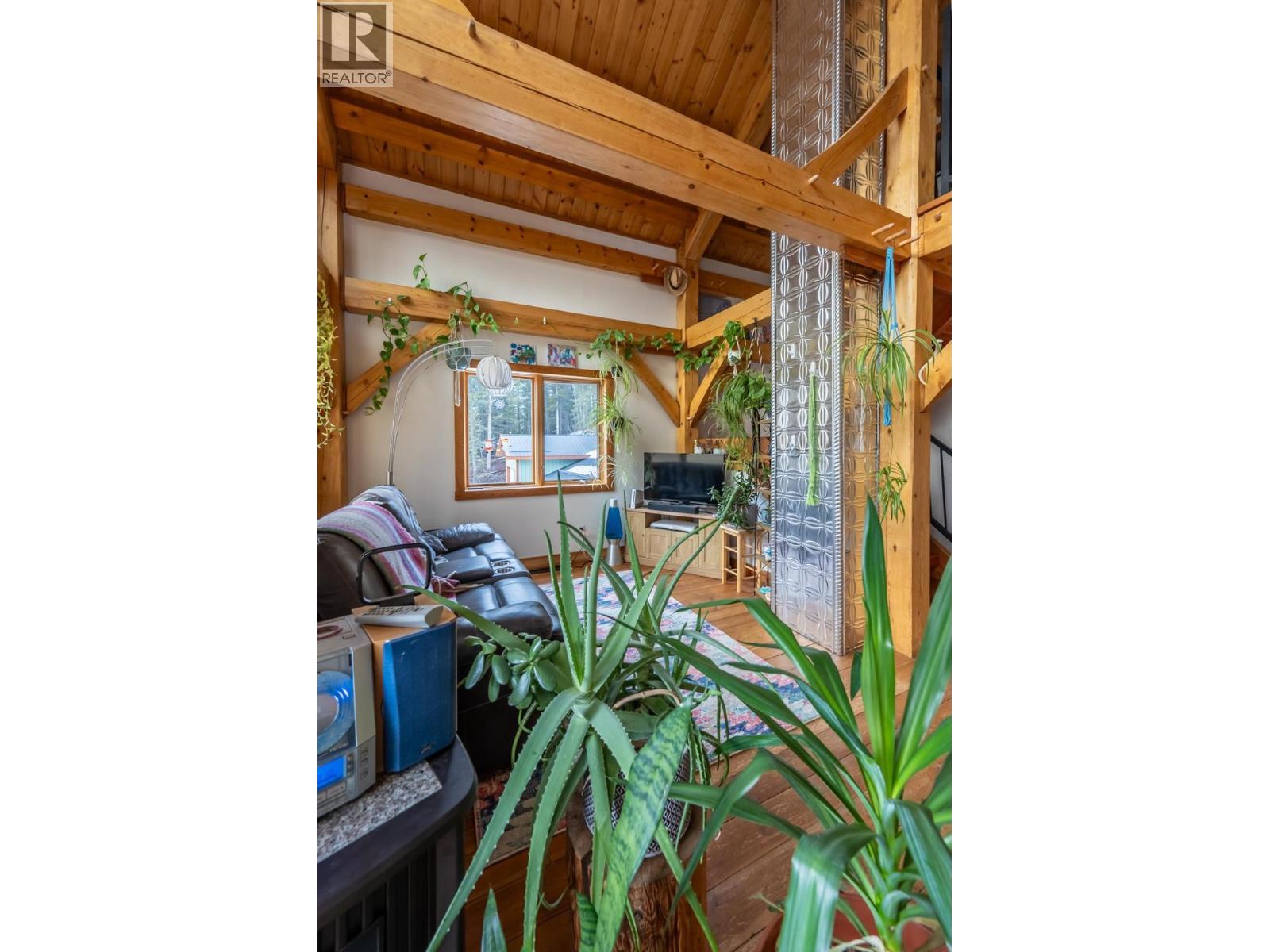 2360 Trans Canada  N Highway, Golden, British Columbia  V0A 1H1 - Photo 23 - 10404677
