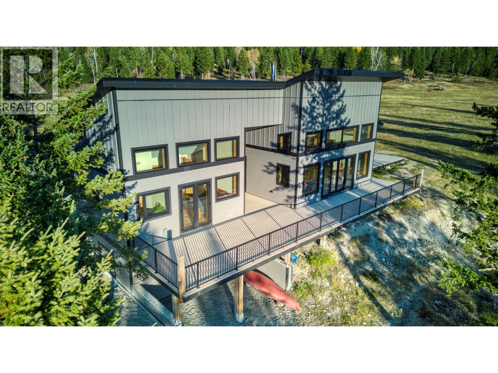 6211 Bugaboo Drive, Radium Hot Springs, British Columbia  V0A 1E0 - Photo 10 - 10403390