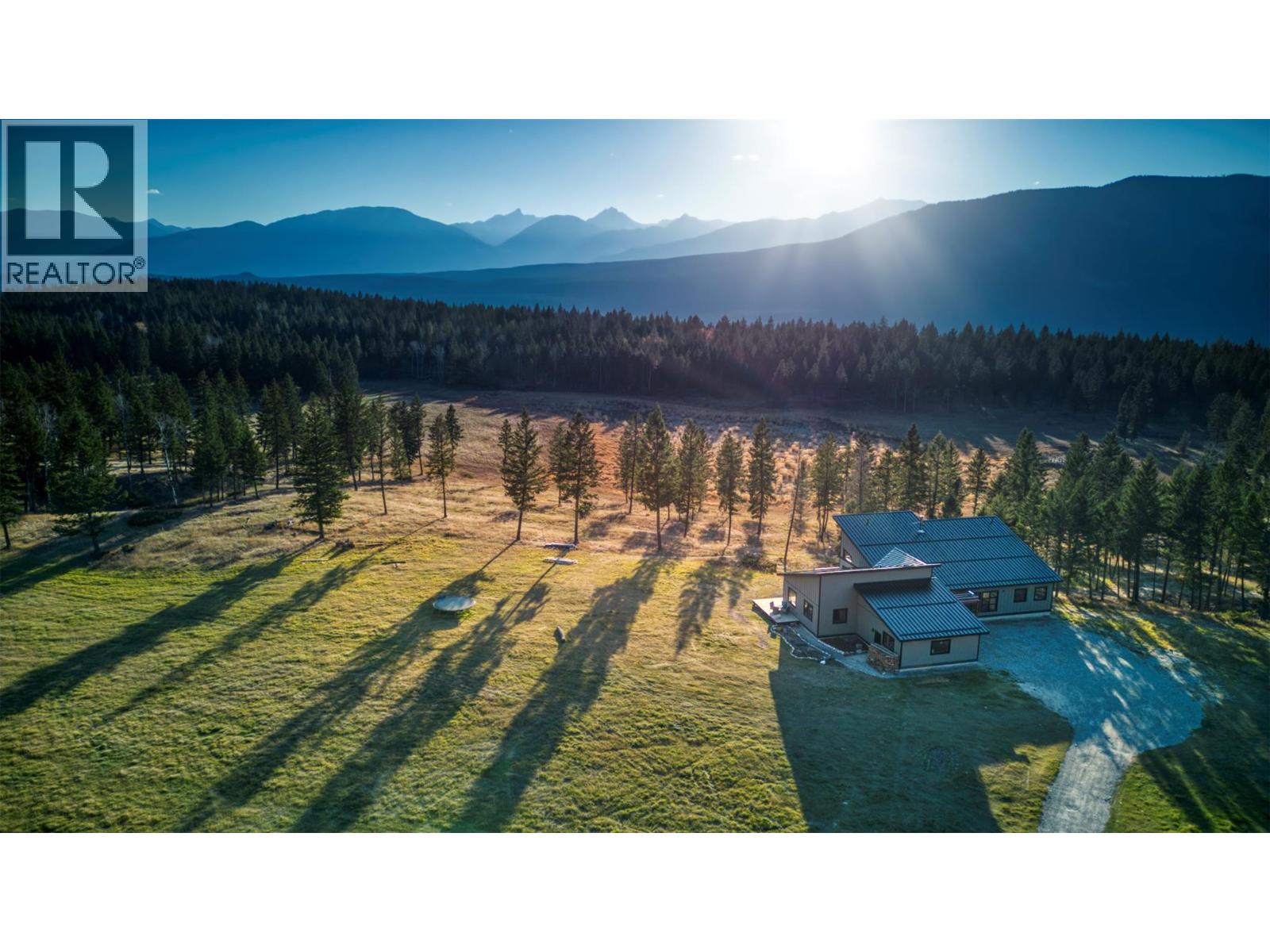 6211 Bugaboo Drive, Radium Hot Springs, British Columbia  V0A 1E0 - Photo 11 - 10403390
