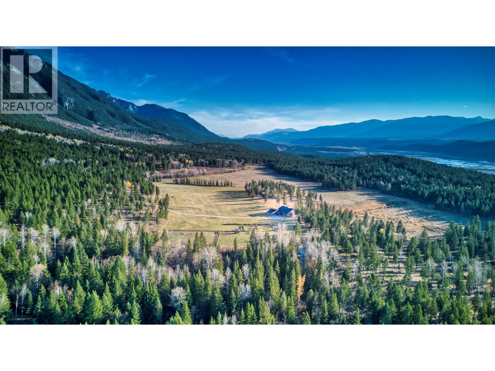 6211 Bugaboo Drive, Radium Hot Springs, British Columbia  V0A 1E0 - Photo 3 - 10403390