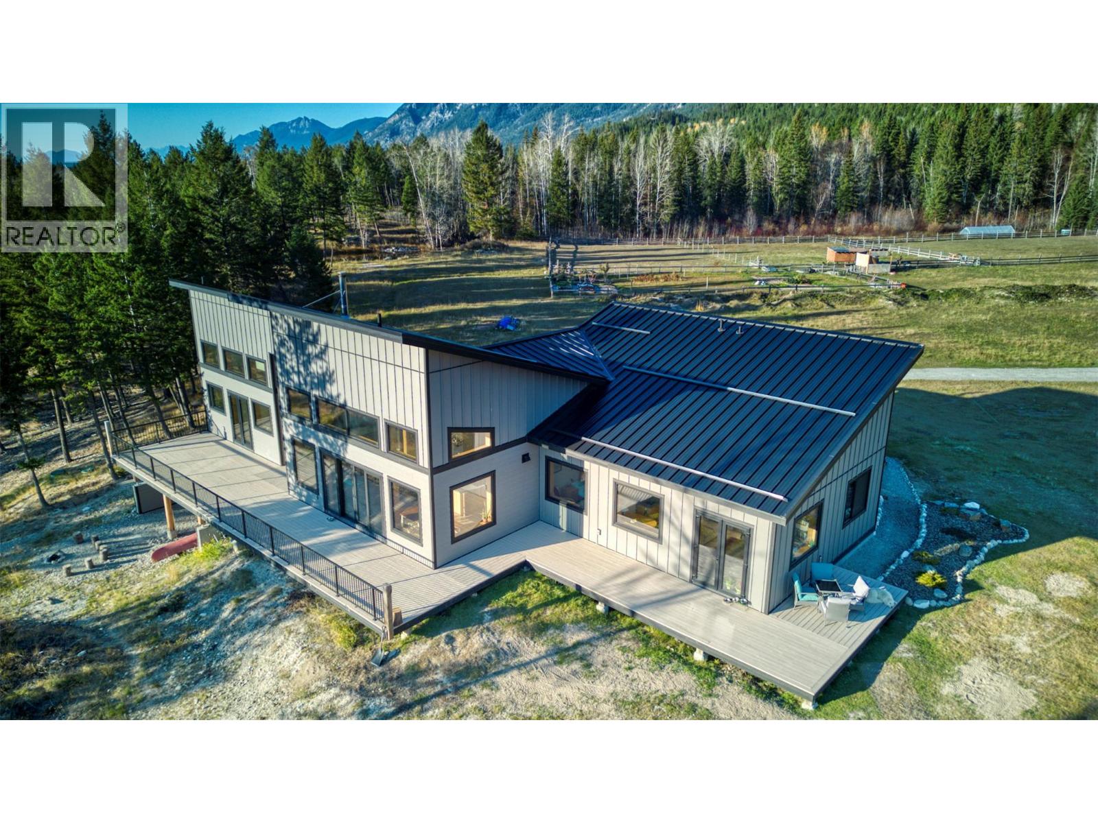 6211 Bugaboo Drive, Radium Hot Springs, British Columbia  V0A 1E0 - Photo 32 - 10403390