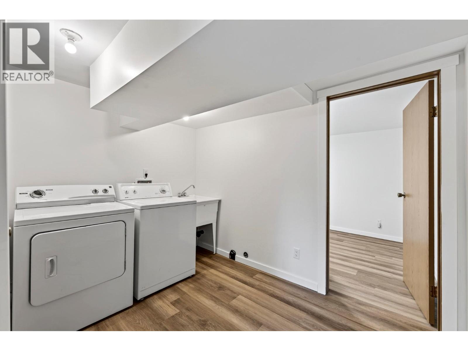 917 10th Street S, Golden, British Columbia  V0A 1H0 - Photo 30 - 10404746