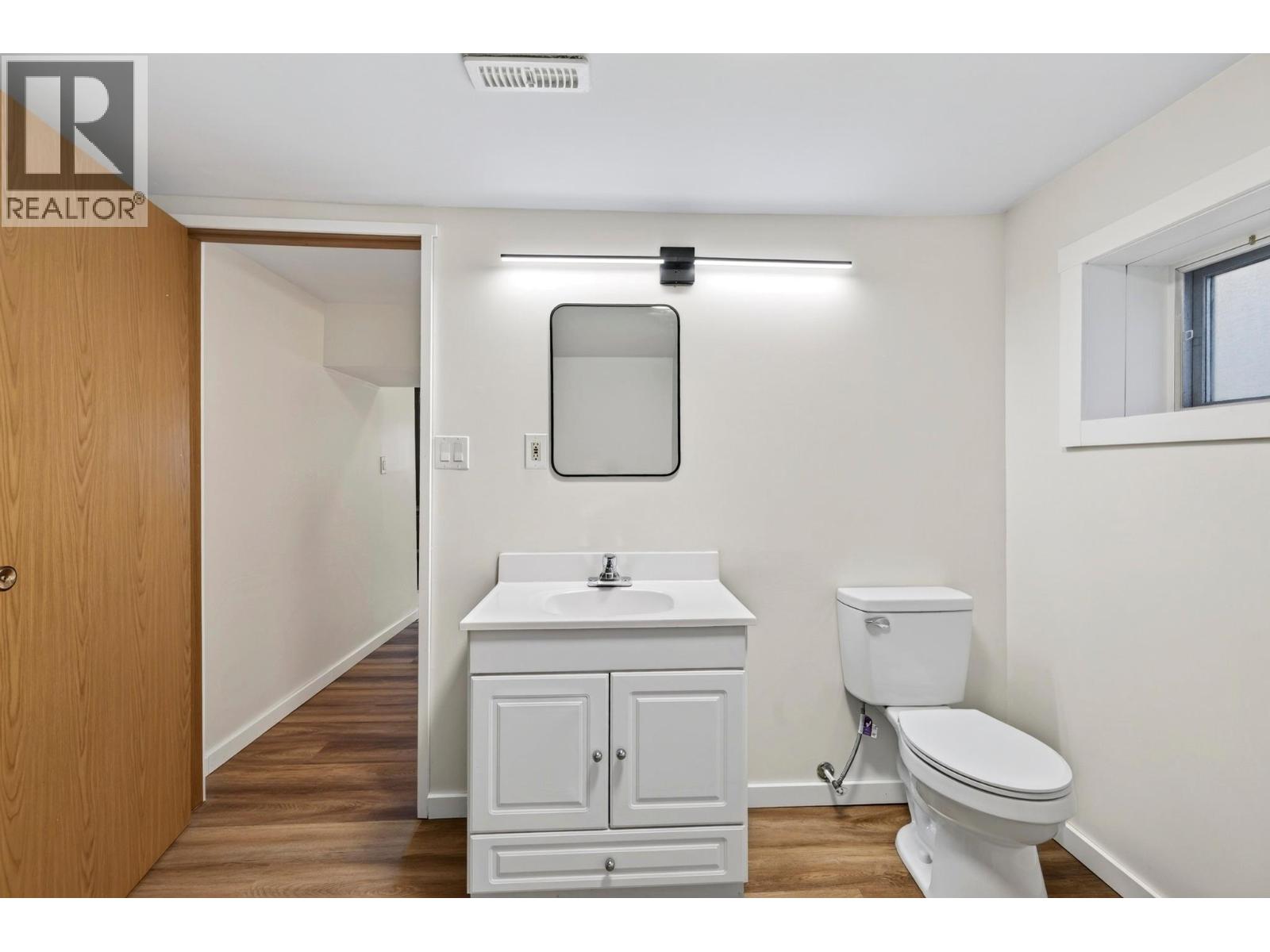 917 10th Street S, Golden, British Columbia  V0A 1H0 - Photo 35 - 10404746