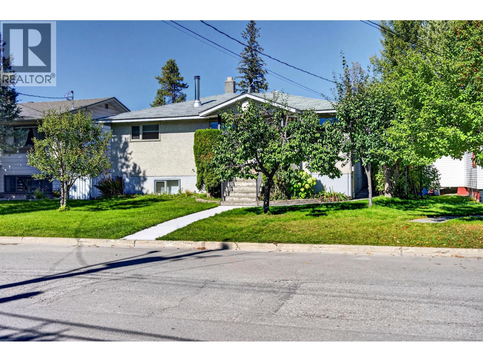 917 10th Street S, Golden, British Columbia  V0A 1H0 - Photo 41 - 10404746