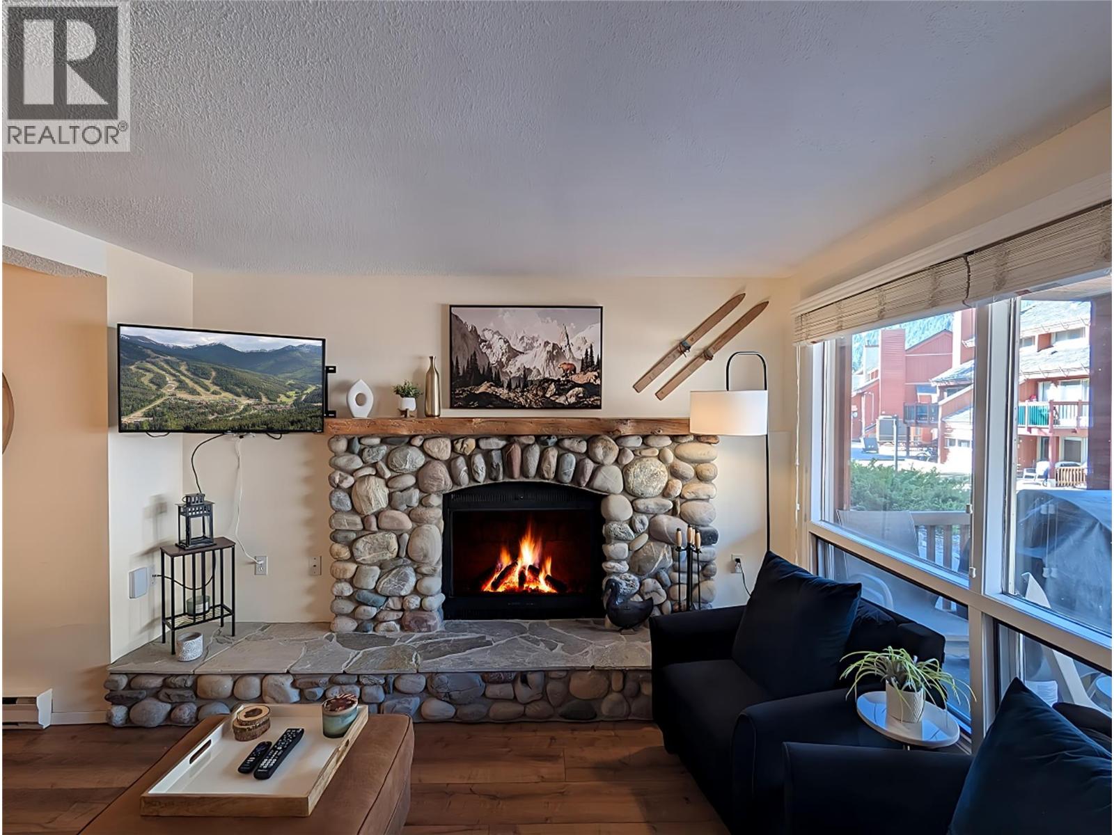 2030 Panorama Drive Unit# 806, Panorama Mountain, British Columbia  V0A 1T0 - Photo 10 - 10404693