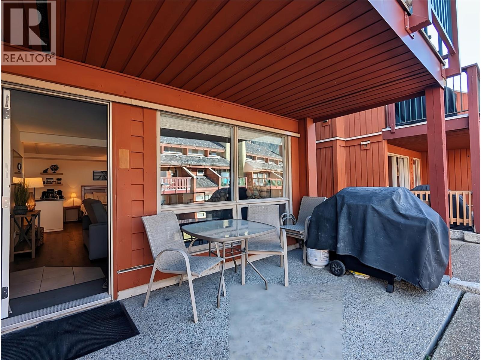 2030 Panorama Drive Unit# 806, Panorama Mountain, British Columbia  V0A 1T0 - Photo 11 - 10404693