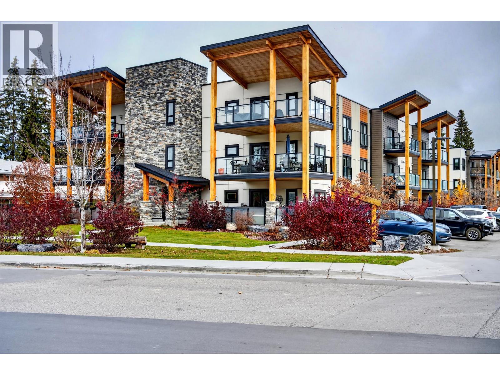 410 5th Avenue S Unit# 2206, Golden, British Columbia  V0A 1H0 - Photo 2 - 10404480