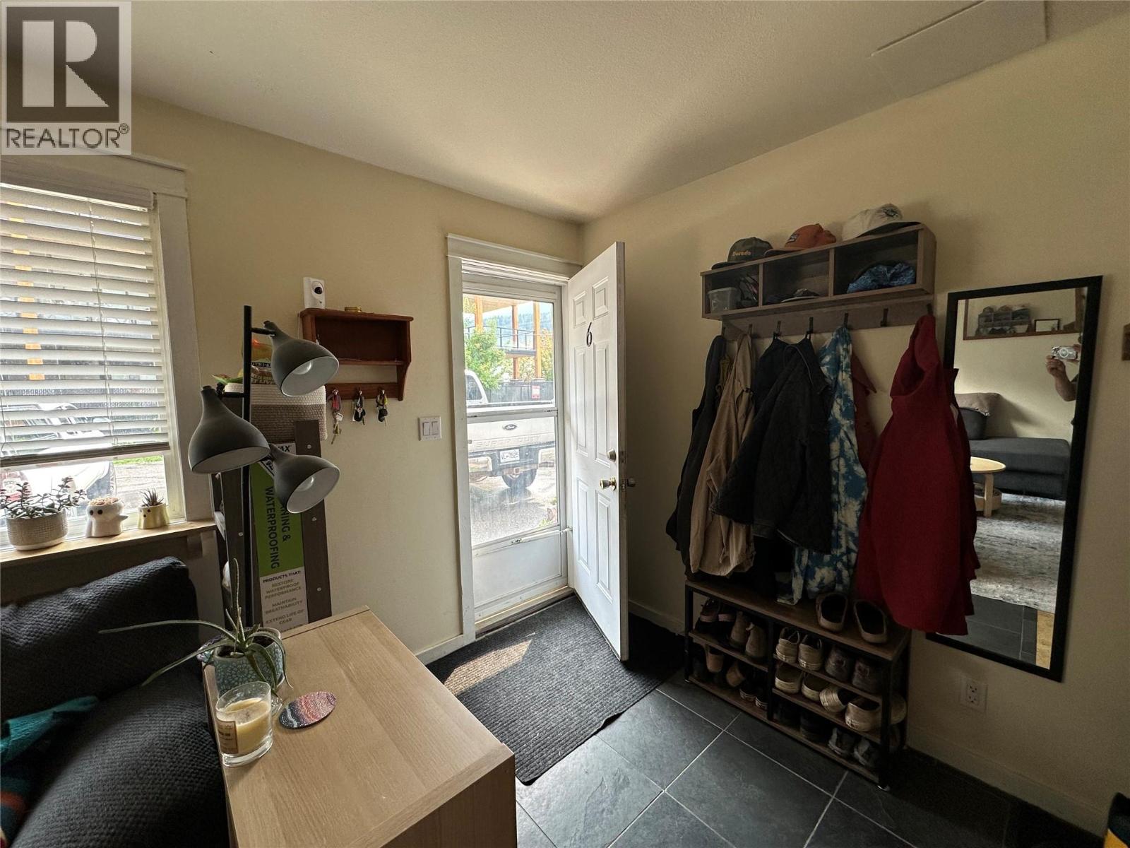 400 5th Avenue Unit# 6, Golden, British Columbia  V0A 1H0 - Photo 3 - 10404904