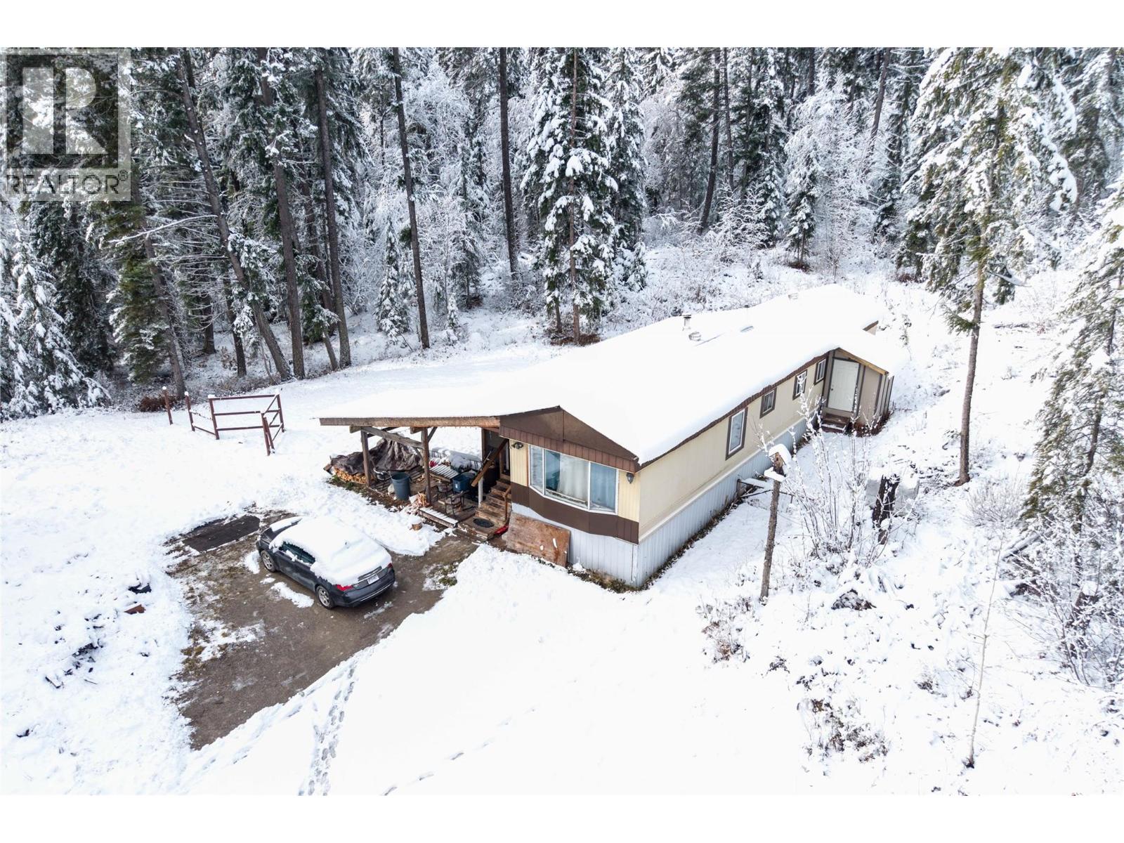 787 Golden Donald Upper Road, Golden, British Columbia